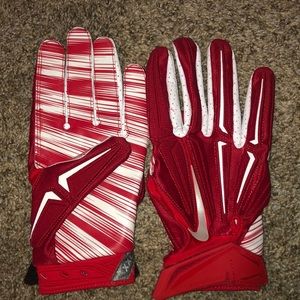 Football gloves